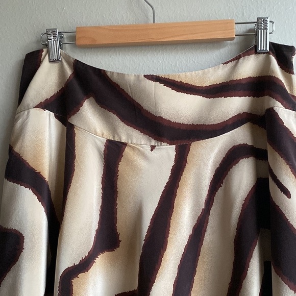Lauren Ralph Lauren Silk Zebra Printed A Line Zipper Mini Short Skirt Size 12 - Picture 4 of 7